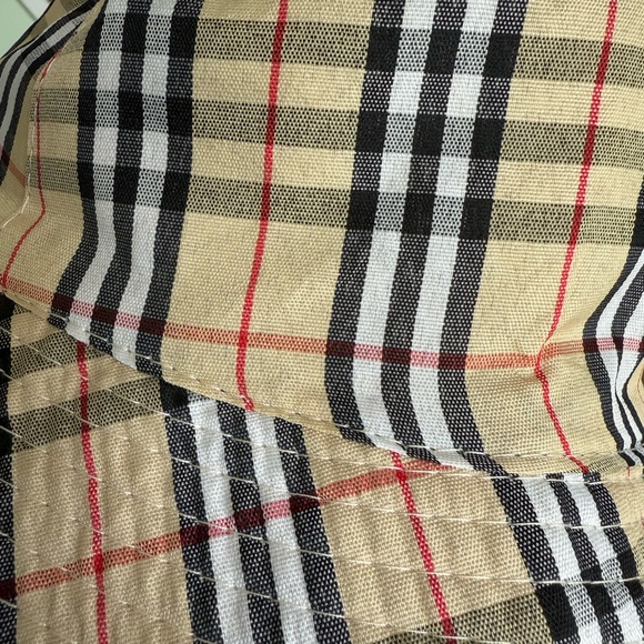 Plaid Bucket Hat *Brberry Inspo* - Picture 2 of 3